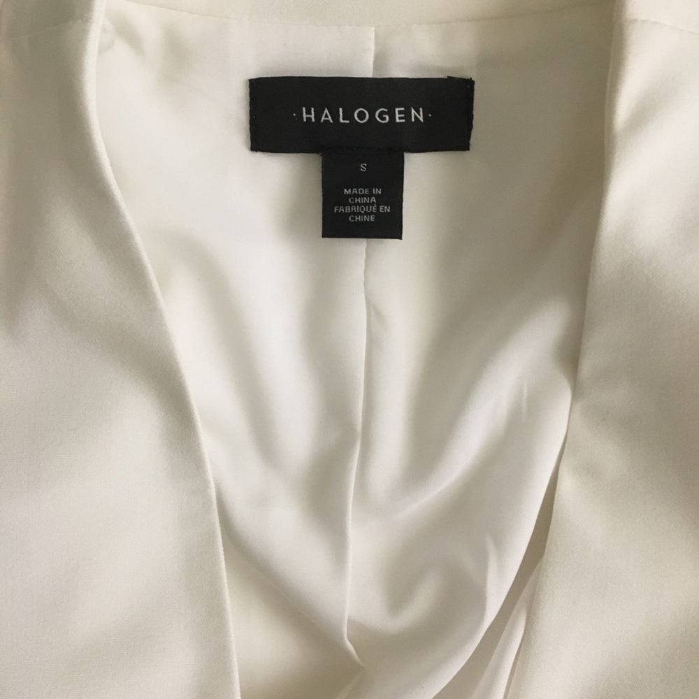 BRAND NEW HALOGEN BLAZER